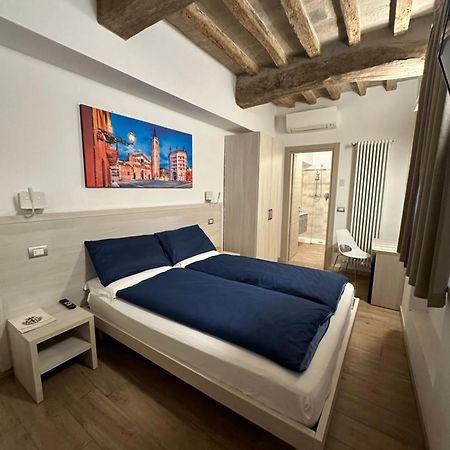 Hotel Residenza Pezzani Parma Esterno foto